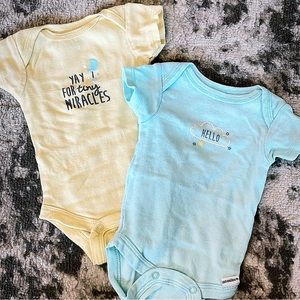 SET OF 2 onesies